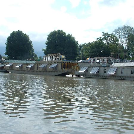 The Shelter Group Of Houseboats & Tour Organiser Srīnagar Zewnętrze zdjęcie