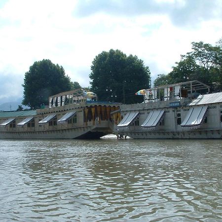 The Shelter Group Of Houseboats & Tour Organiser Srīnagar Zewnętrze zdjęcie